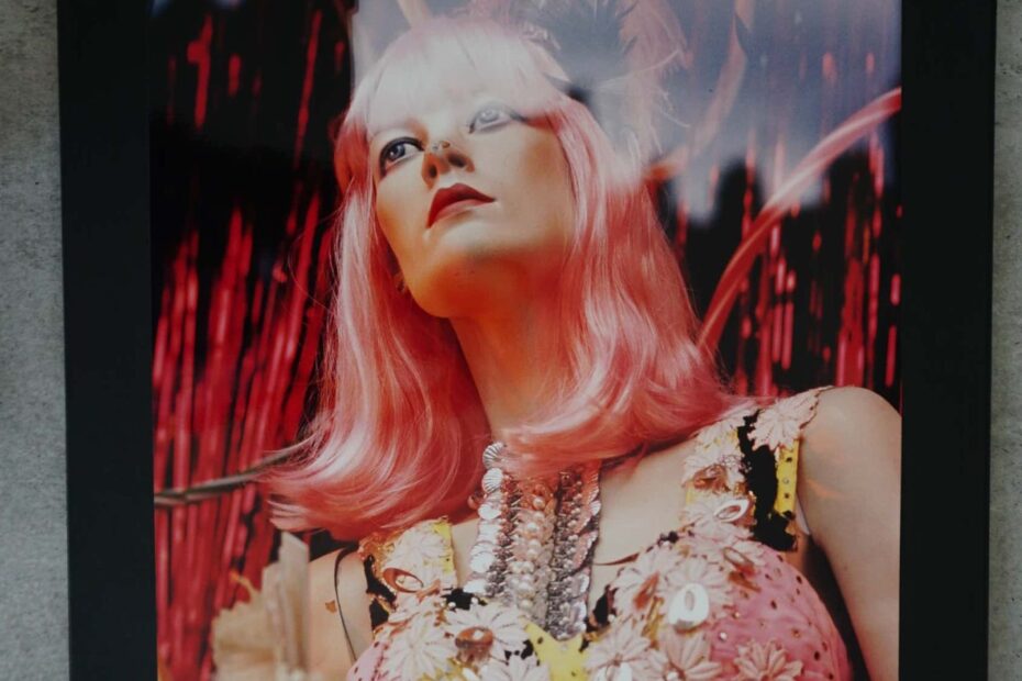 schaufensterpuppe im Licht neustart50