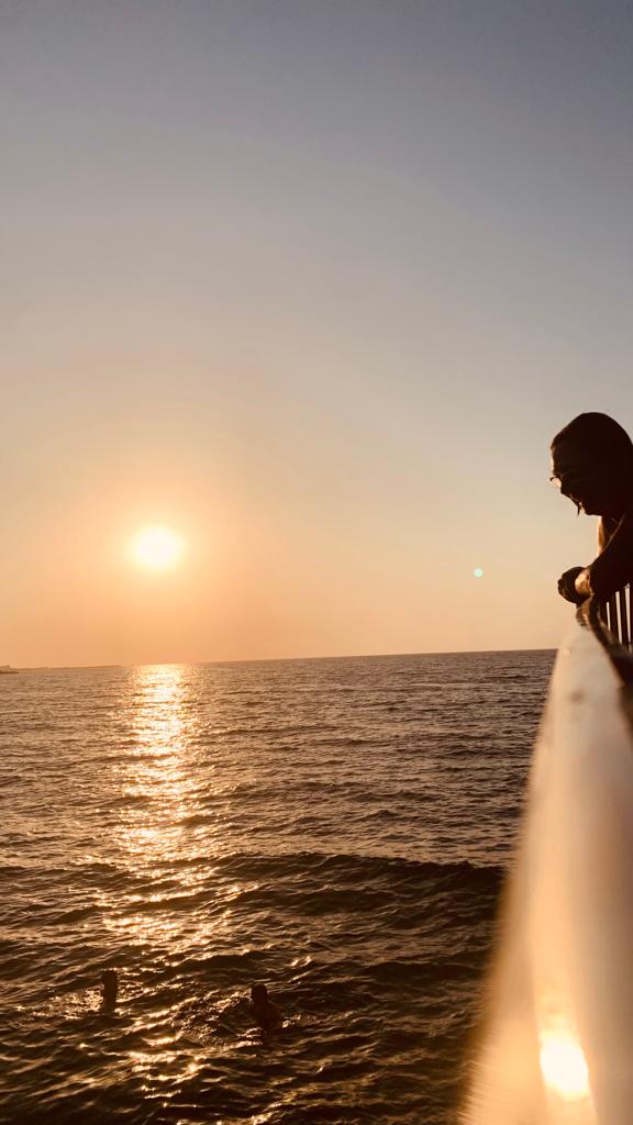 Frau an Reeling, neustart50