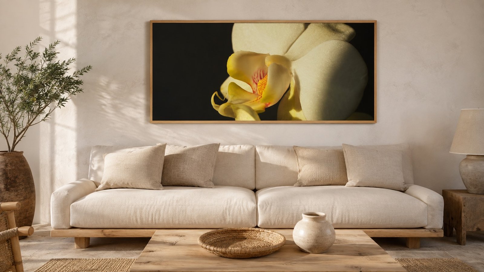 Dunkle Orchidee im langen Format 60 mal 110 Zentimeter
